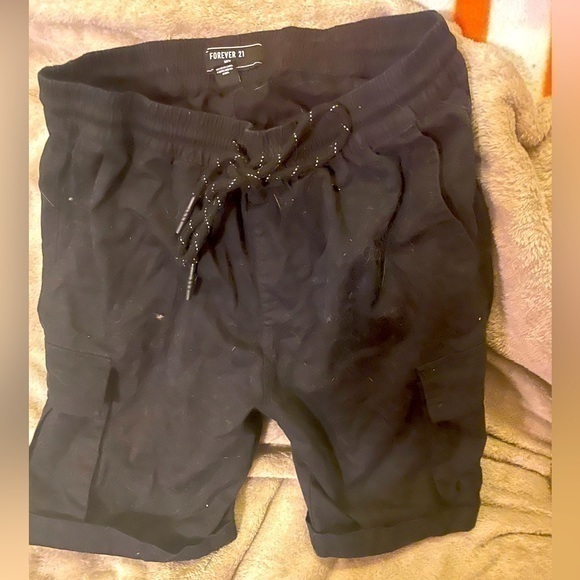 Forever 21 Other - Forever 21 Men’s Drawstring Shorts
